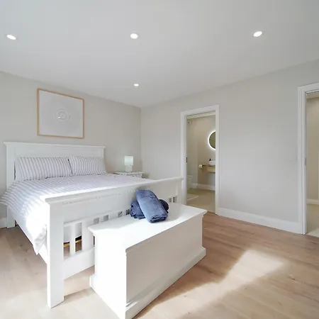 3 Main Street * Downings