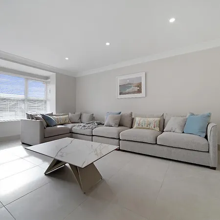 Nyaraló 3 Main Street Downings