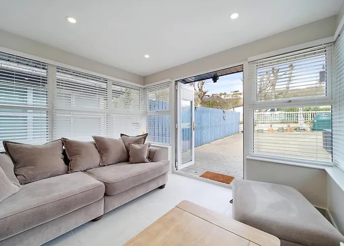 3 Main Street Downings